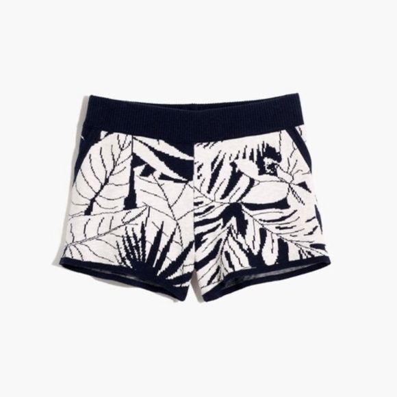 Madewell Pull-On Sweater Shorts in Tropical Vacation size Large - Picture 9 of 10